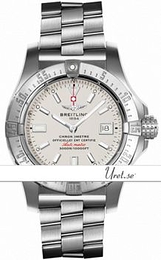 Breitling Avenger Avenger Seawolf Srebrny/Stal Ø45 mm A17330-048